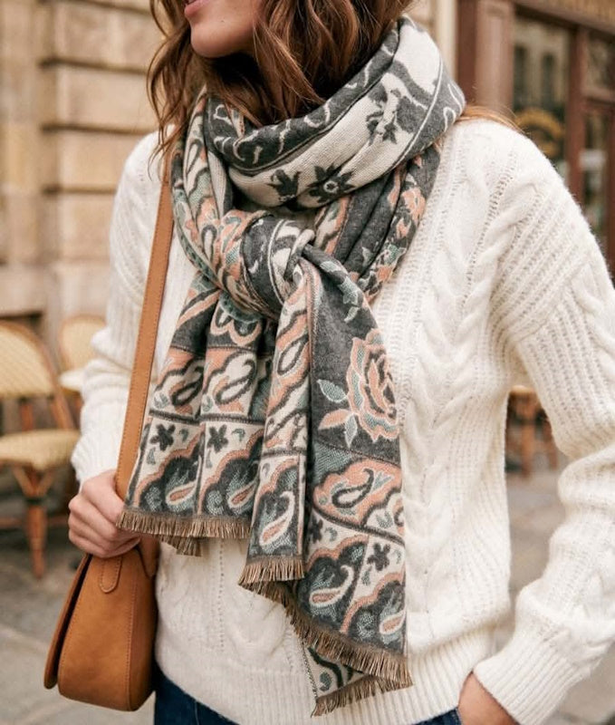 Linder Paisley Scarf in Grey