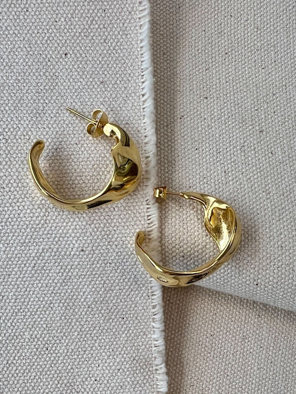 Blingbox Clink Hoop on Gold