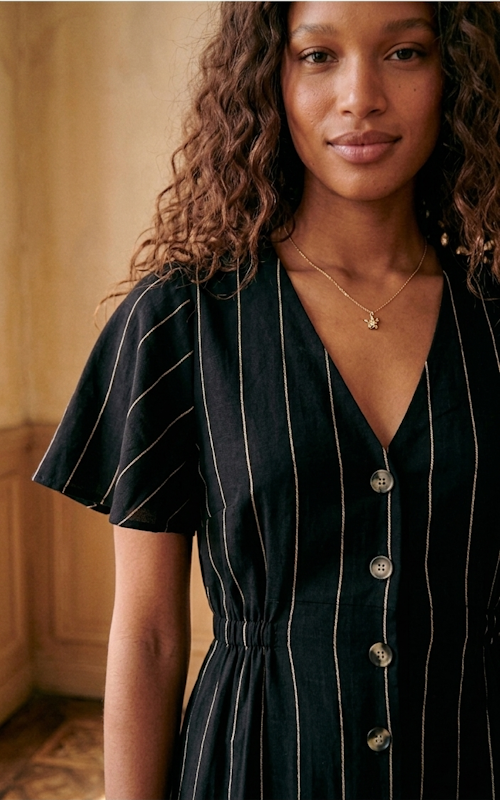 Dessi Midi Dress in Black