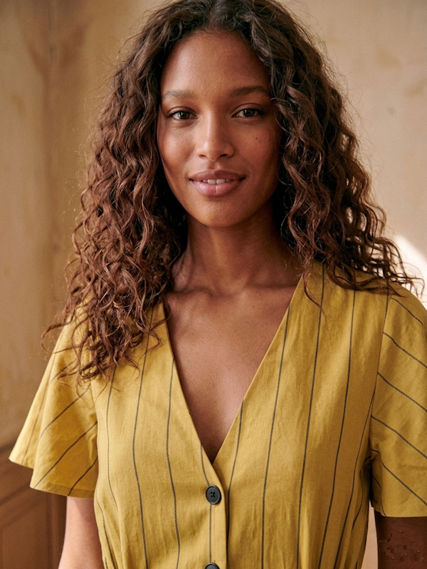 Dessi Midi Dress in Mustard