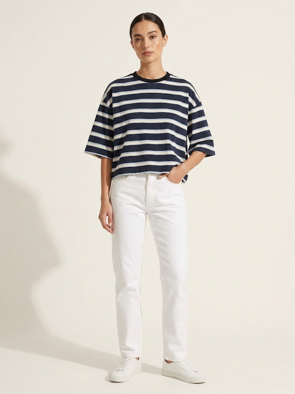 Le Stripe Bow Tee in Navy