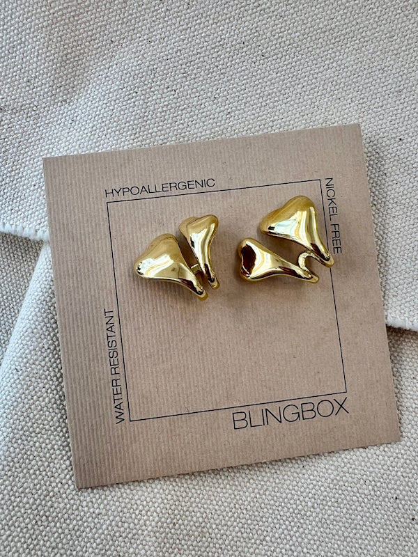 The Heart Hug Earrings