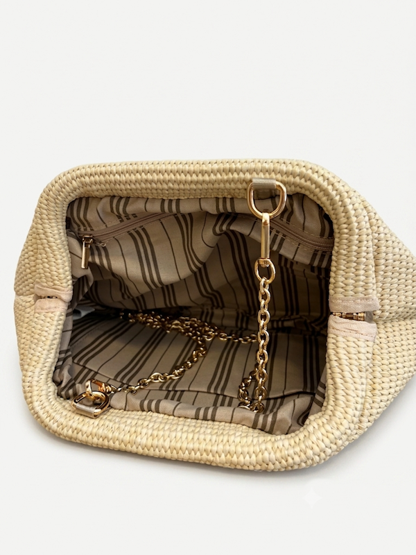 The Raffia Clutch