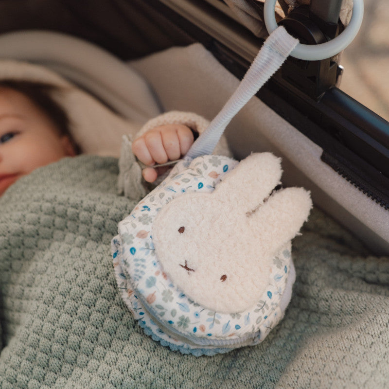 Little Dutch Υφασμάτινο Βιβλιαράκι Δραστηριοτήτων Little Miffy Lucky Leaves