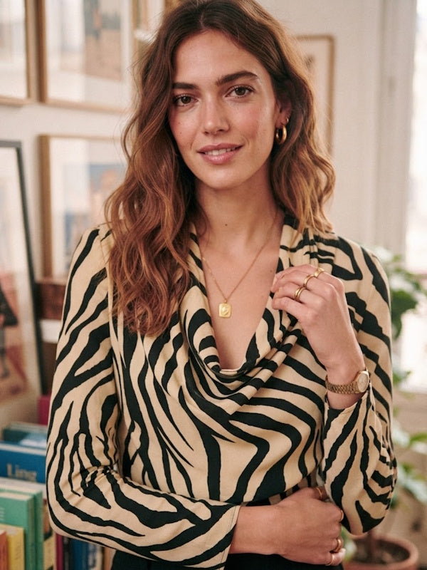 Calle Leo Top in Beige