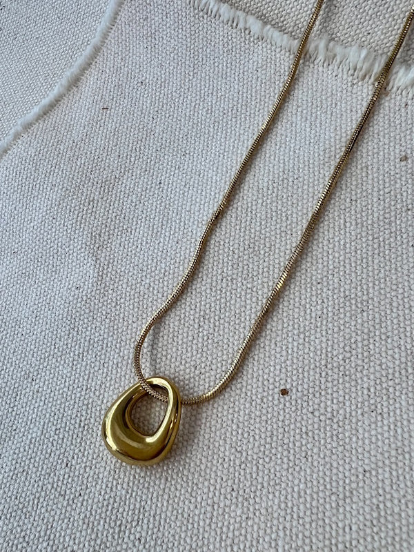 Blingbox Lome Charm Necklace