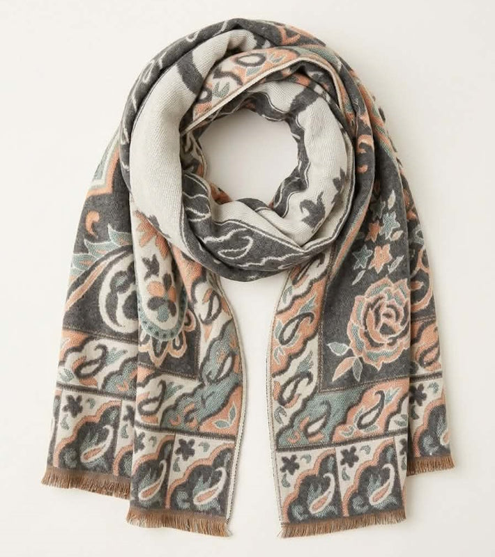 Linder Paisley Scarf in Grey